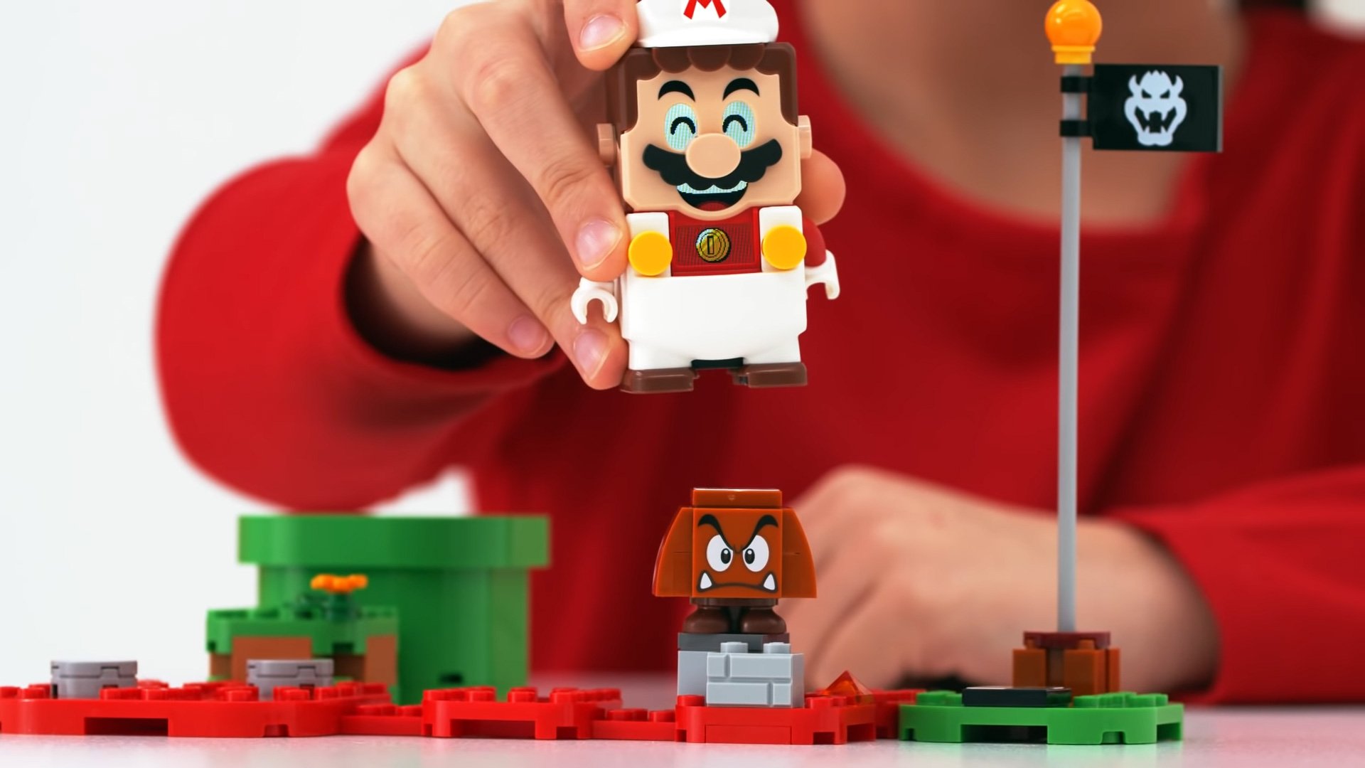 LEGO Super Mario lance le bal avec quatre packs Power-Up