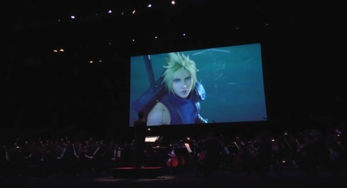 Vous pouvez regarder un concert orchestral miniature de Final Fantasy VII Remake dans votre salon avec cette nouvelle vidéo officielle
