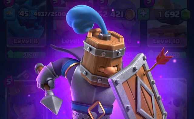 Une capture d'écran de l'évolution des cartes des recrues royales dans Clash Royale