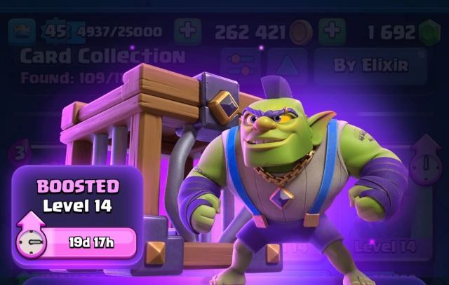 Une capture d'écran de l'évolution des cartes de Goblin Cage dans Clash Royale