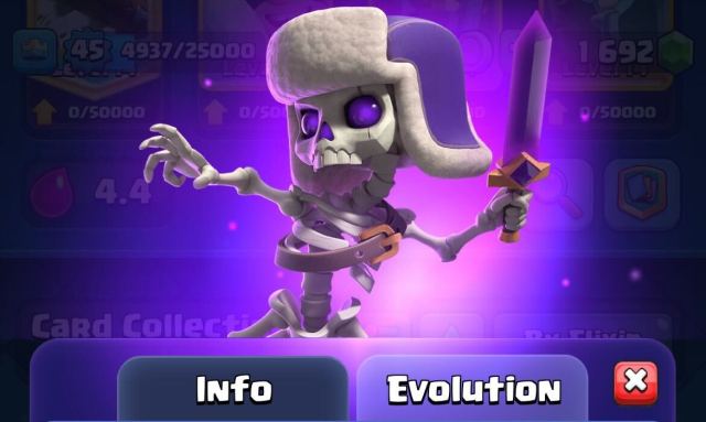 Une capture d'écran de l'évolution des cartes des squelettes dans Clash Royale