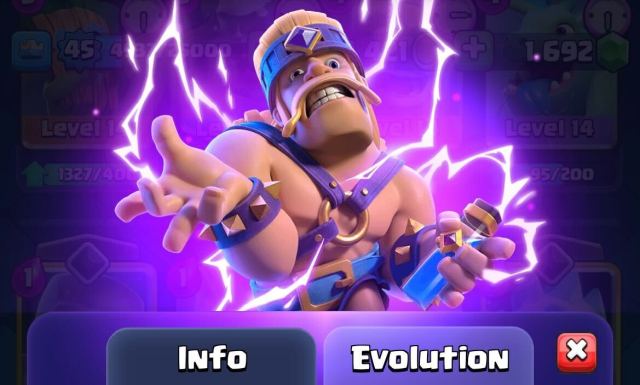 Une capture d'écran de l'évolution de la carte de Zap dans Clash Royale