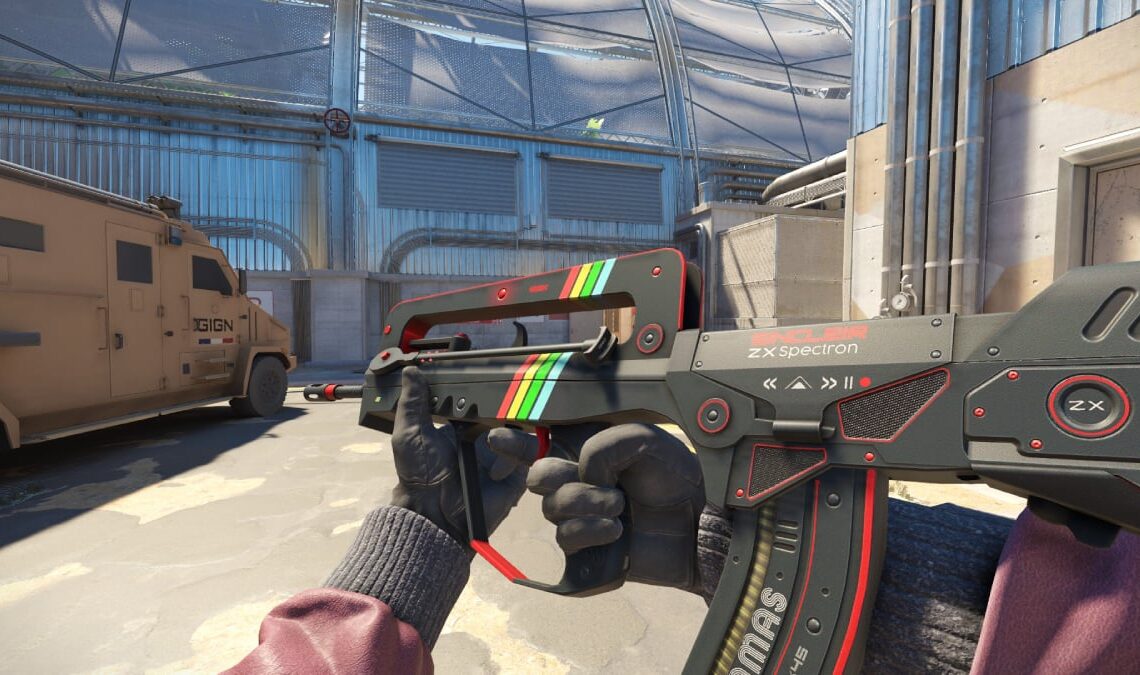 Counter-Strike 2 FAMAS skins